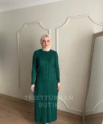 CEYLİN ETEKLİ TAKIM Zümrüt