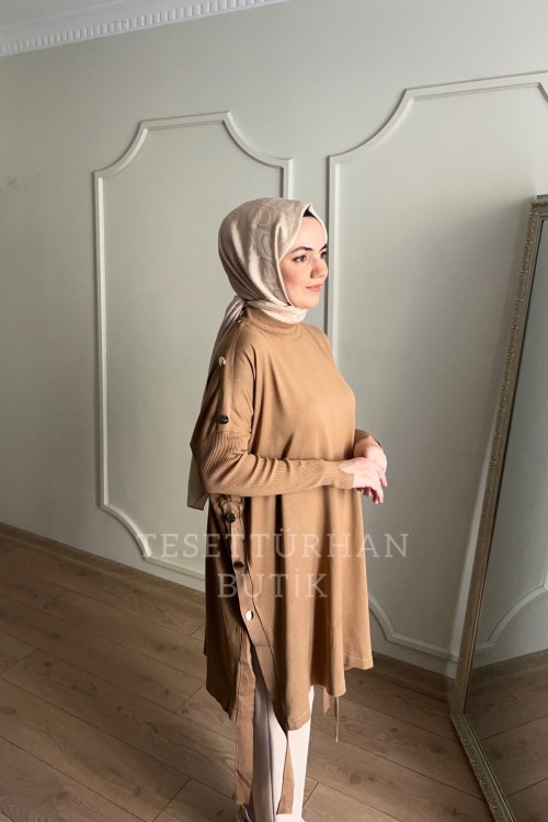 Düğme Detaylı Tunik Camel