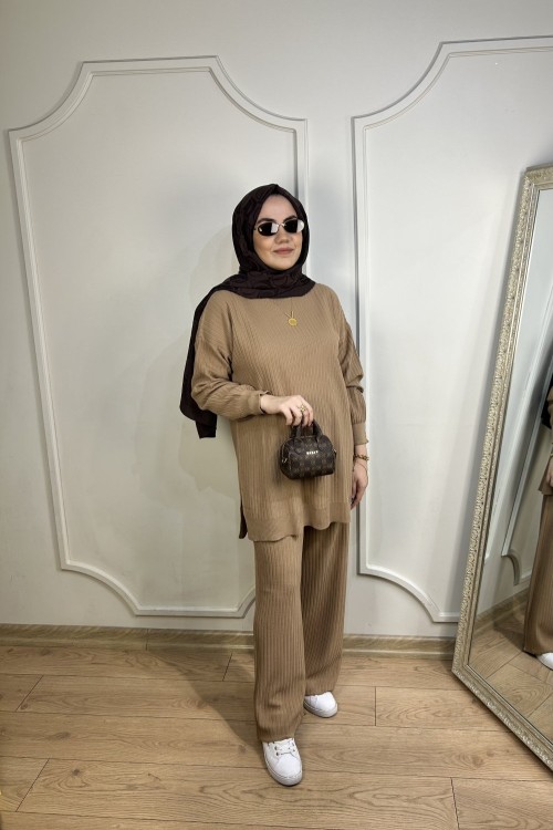 SUMRU TAKIM Camel